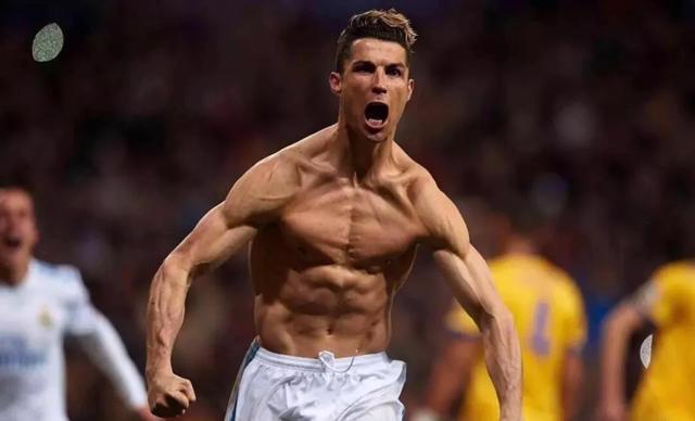 中超转会市场：广州队签下外援,（中超转会动态：广州队敲定外援加盟）