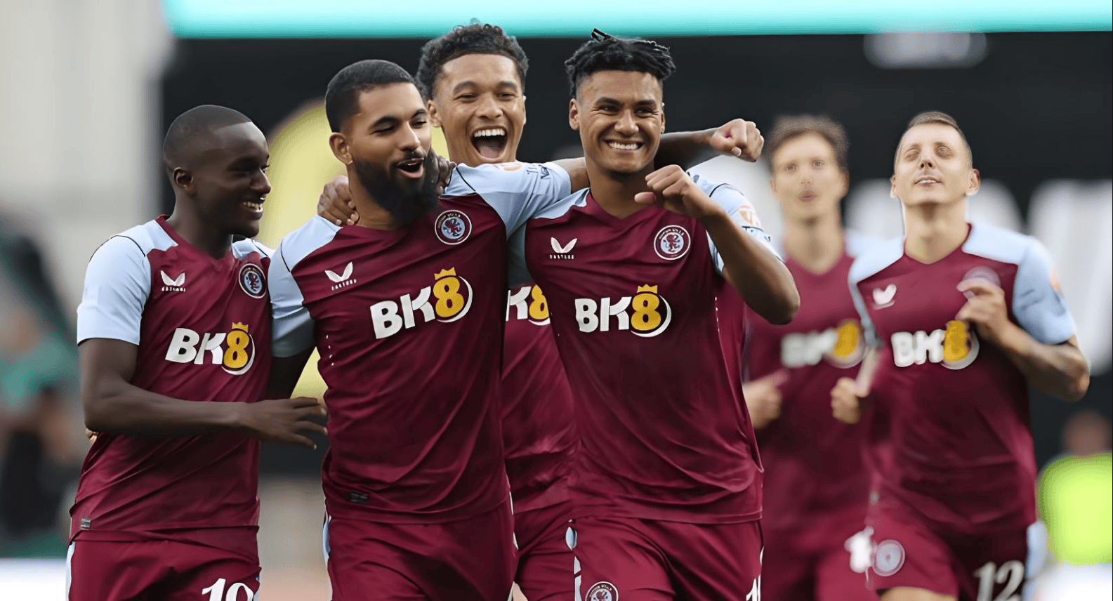 阿森纳圣诞登顶英超，历史数据揭示半数领跑者最终夺冠（阿森纳圣诞领跑英超，过往数据显示半数榜首最终夺冠）